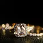 Vendere oro usato: la garanzia della licenza per la compravendita di oro